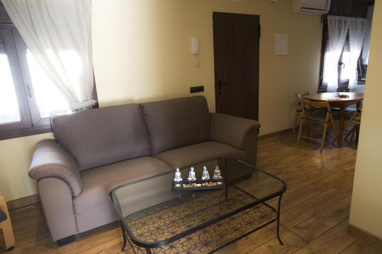 Apartamentos "Casa Rural De Aldea" Aldea del Fresno Exterior photo